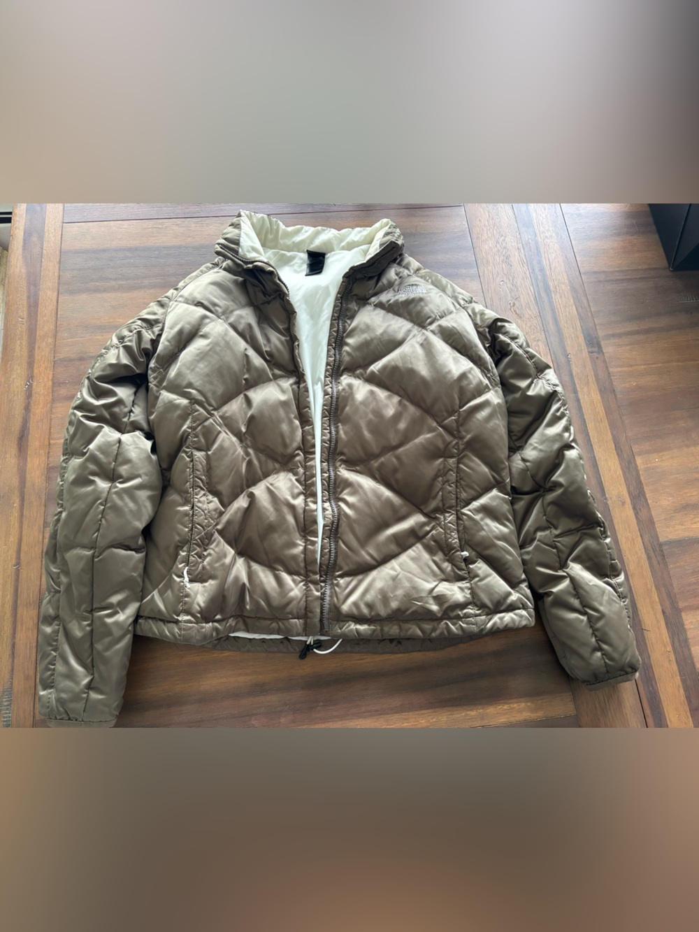 The North Face 550 Olive Green Puffer Jacket